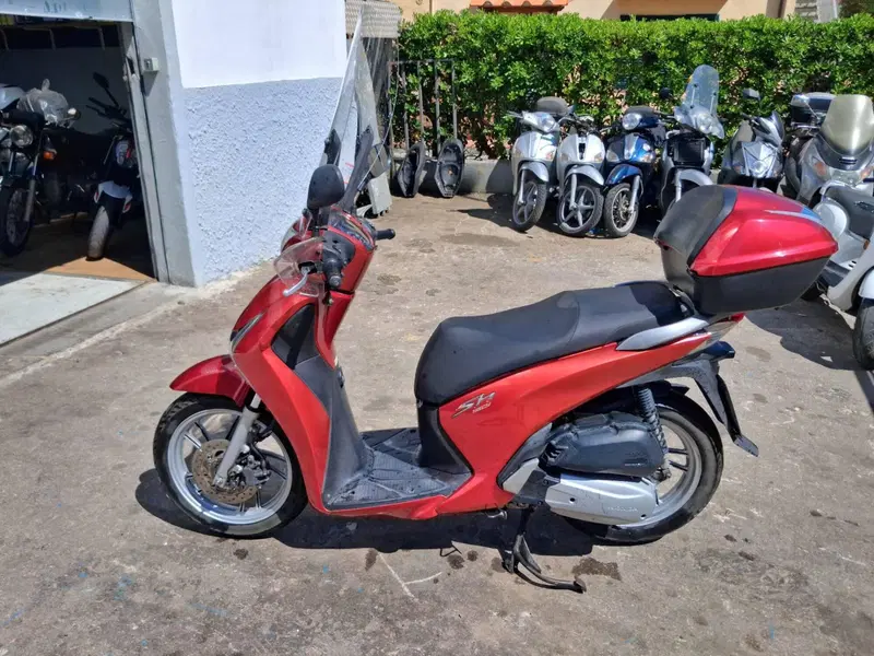 Honda SH 150i ABS (2013 - 16) (6)