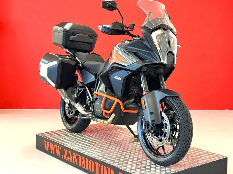 KTM 1290 Super Adventure S (2021) (2)