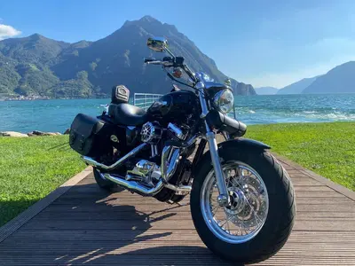 Harley-Davidson 1200 Custom (2007 - 13) - XL 1200C usata