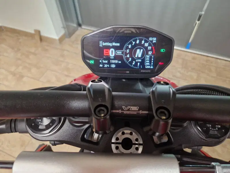 Ducati Streetfighter V2 (2022 - 24) (5)