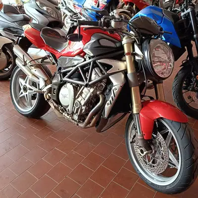 MV Agusta Brutale 910 S (2005 - 11) usata
