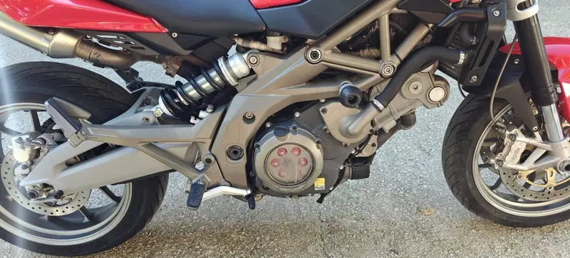 Aprilia Shiver (2008 - 10) (3)