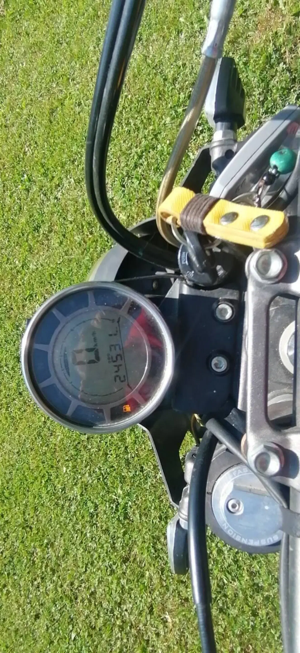 Swm Outlaw 125 (2019 - 20) (10)
