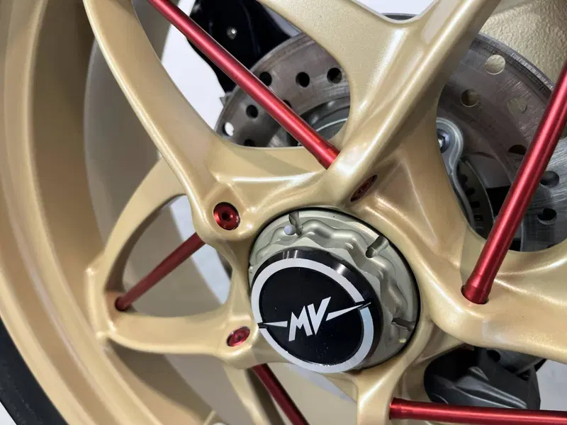 MV Agusta Superveloce 1000 Serie Oro (2024 - 26) (11)