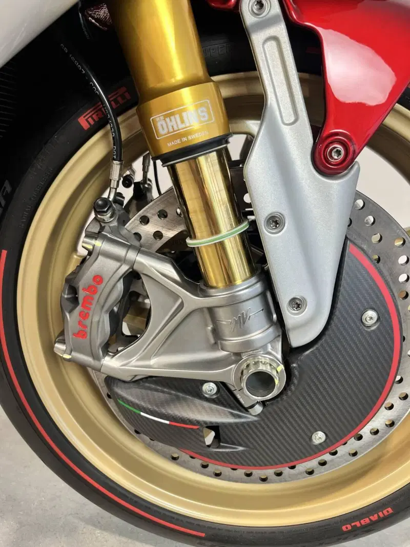 MV Agusta Superveloce 1000 Serie Oro (2024 - 26) (16)