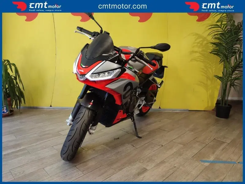 Aprilia Tuono 660 (2021 - 25) (2)