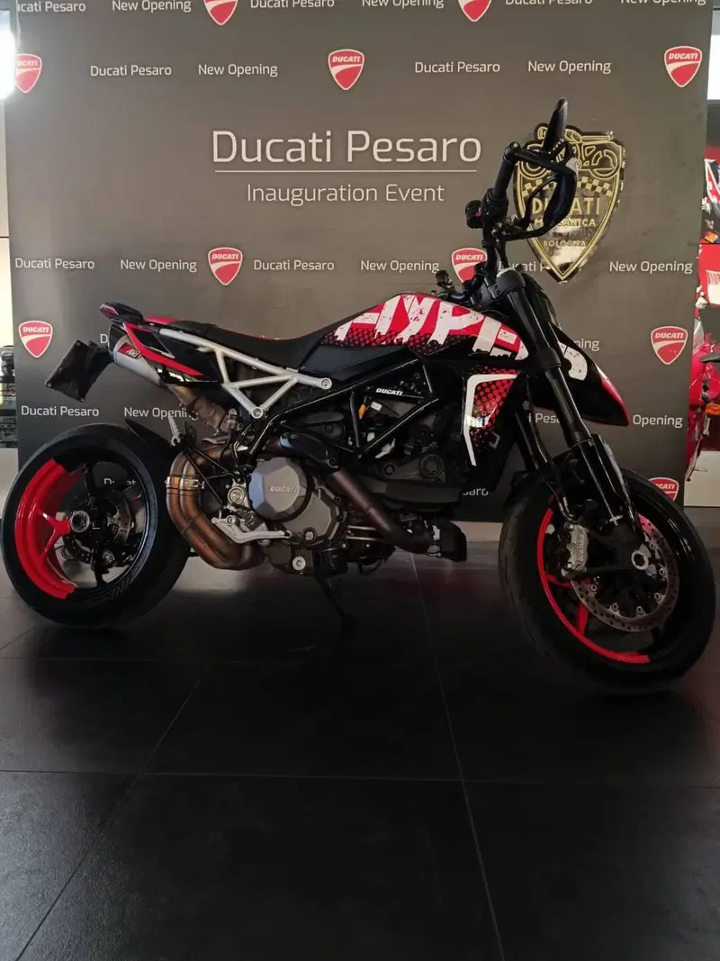 Ducati Hypermotard 950 RVE (2022 - 25) (4)