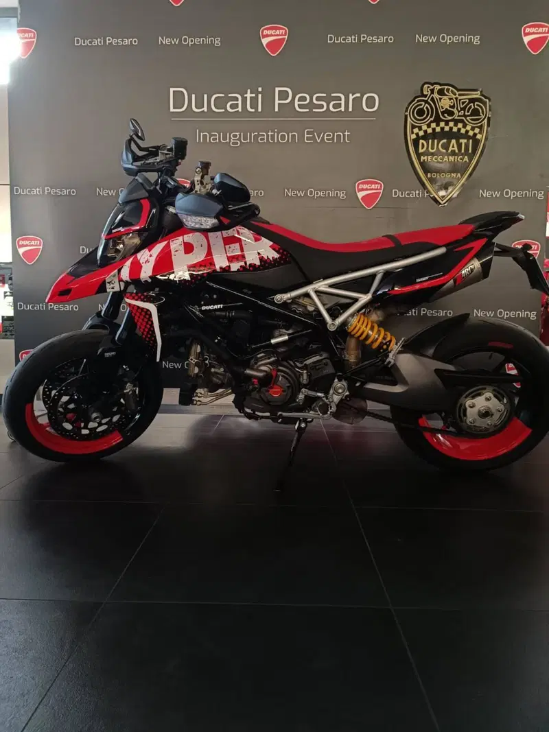 Ducati Hypermotard 950 RVE (2022 - 25) (9)