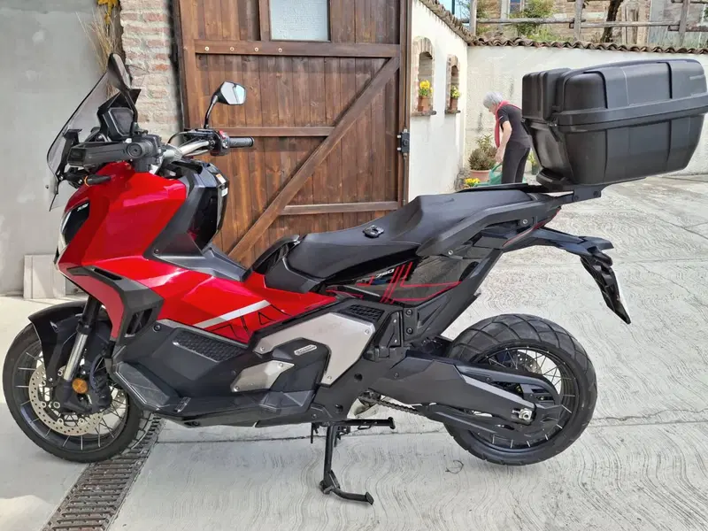 Honda X-ADV 750 Special Edition (2026) (2)