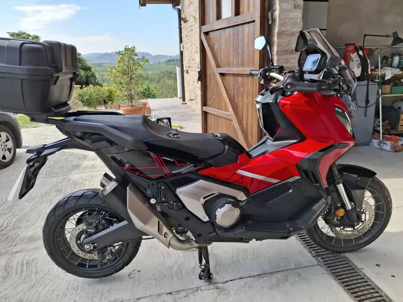 Honda X-ADV 750 Special Edition (2026) (4)