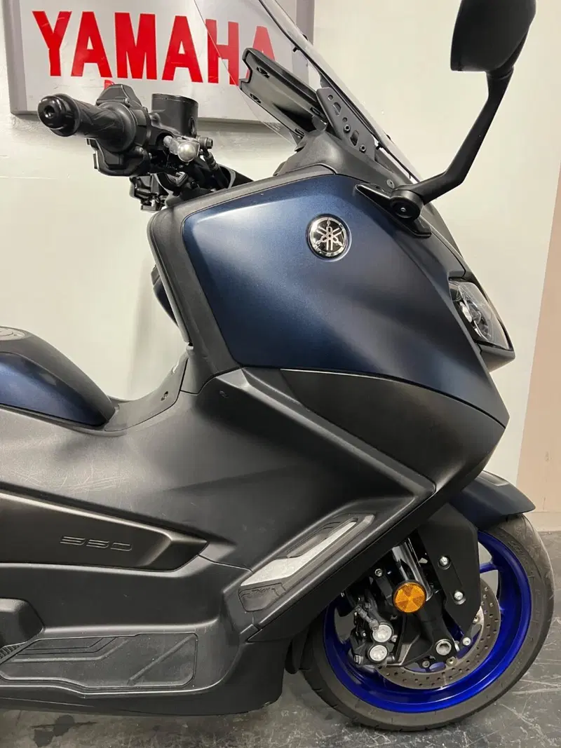 Yamaha T-Max 560 (2022 - 24) (6)