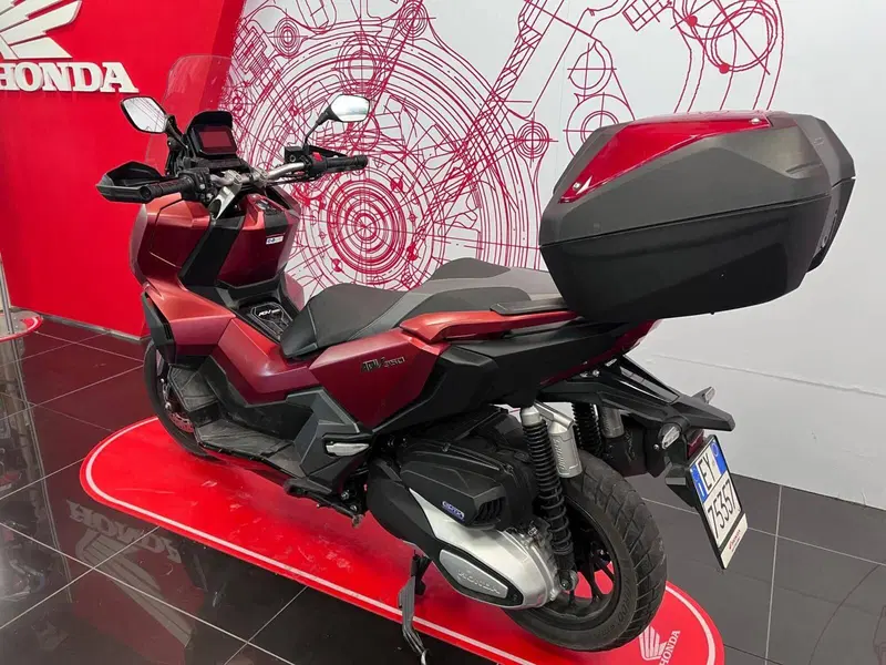 Honda ADV 350 (2022 - 24) (7)