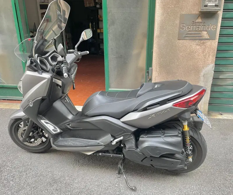 Yamaha X-Max 400 (2013 - 16) (3)