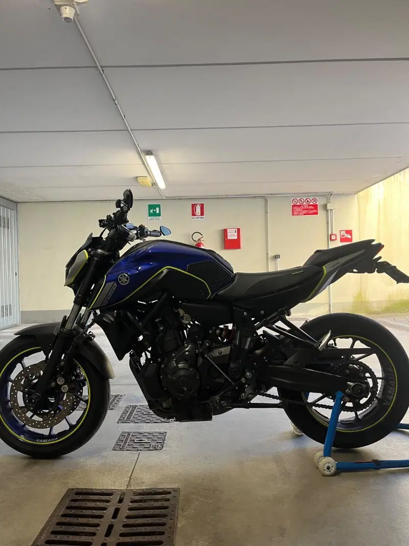 Yamaha MT-07 (2021 - 24) (2)