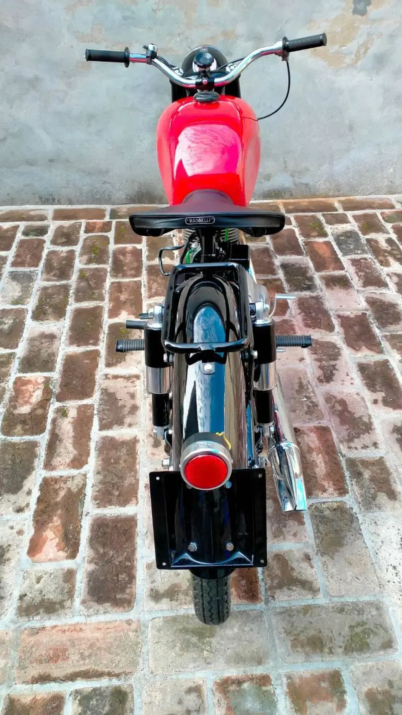 Moto Morini TURISMO 175cc. (5)