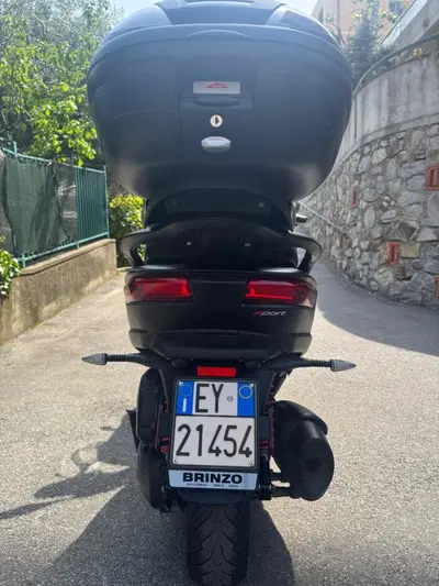 Piaggio MP3 400 ABS Hpe (2021 - 22) usata