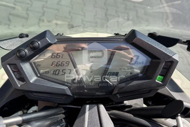 Kawasaki Z 800 e ABS (2012 - 16) (14)