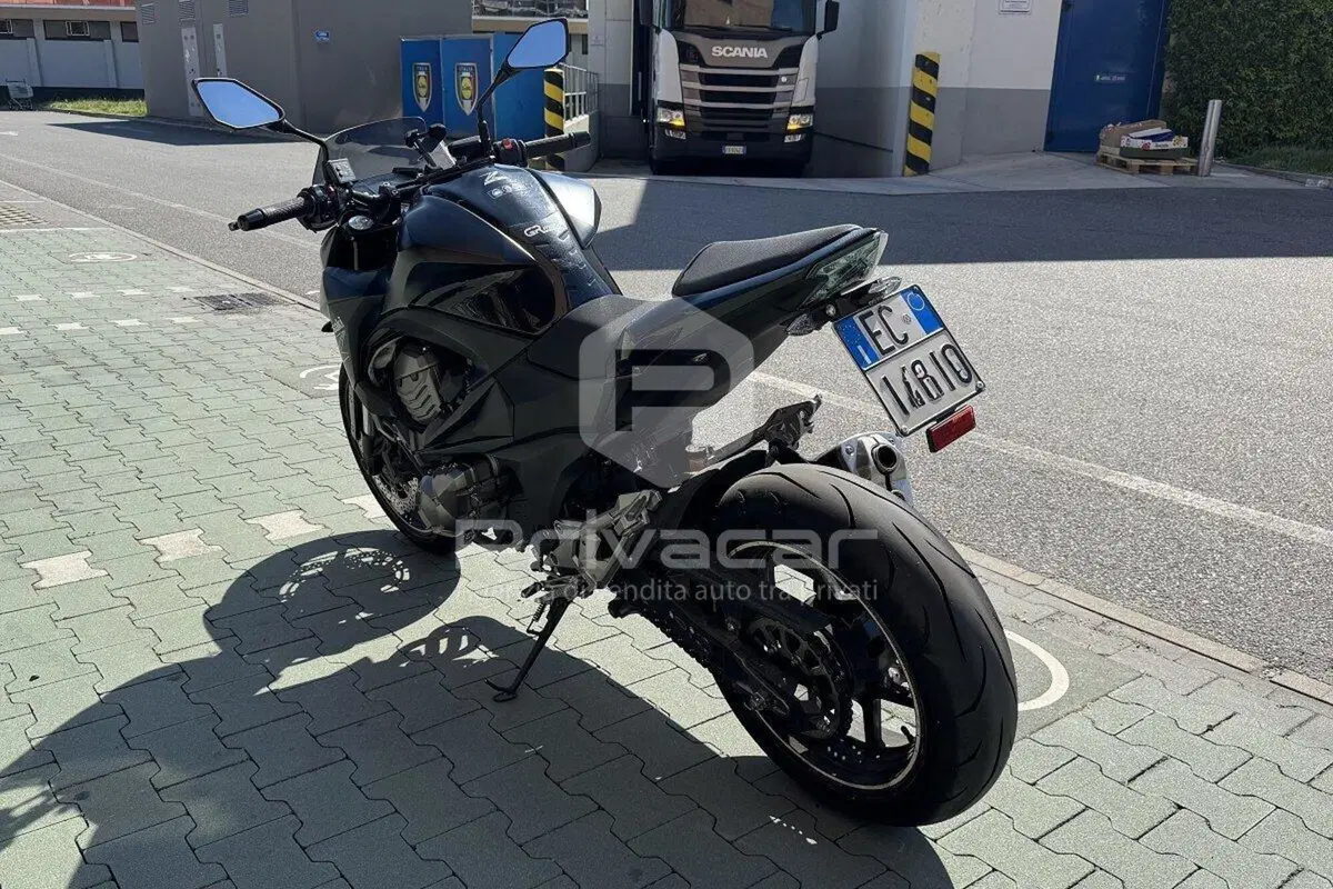 Kawasaki Z 800 e ABS (2012 - 16) (5)