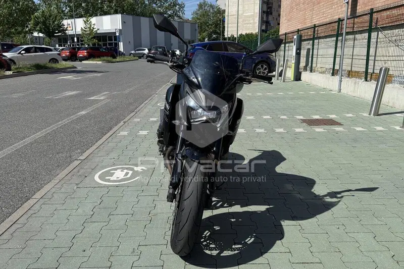 Kawasaki Z 800 e ABS (2012 - 16) (8)