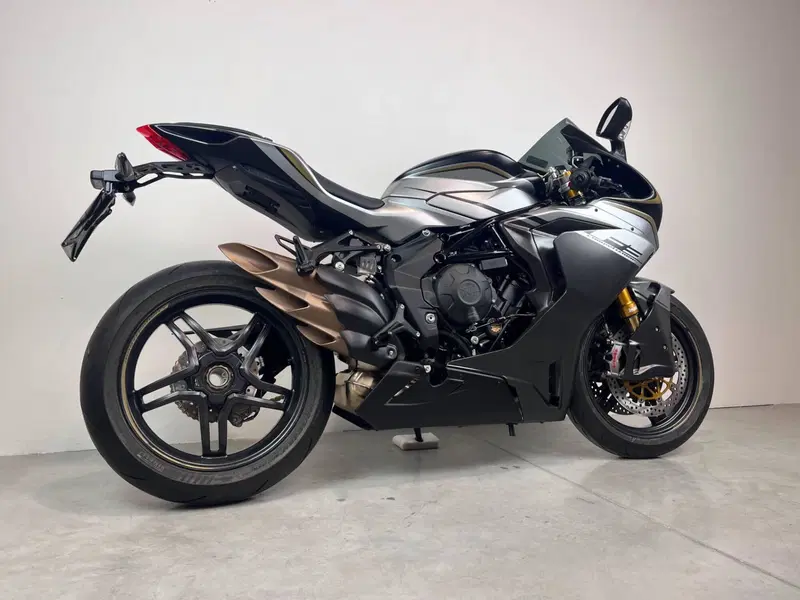 MV Agusta F3 800 Competizione (2025 - 26) (3)