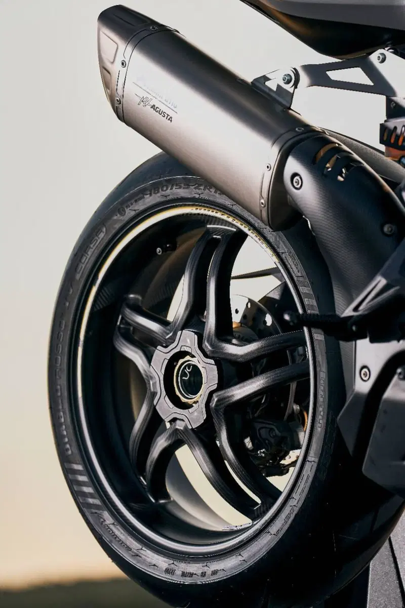 MV Agusta F3 800 Competizione (2025 - 26) (6)