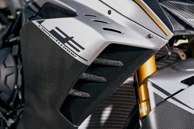 MV Agusta F3 800 Competizione (2025 - 26) (8)