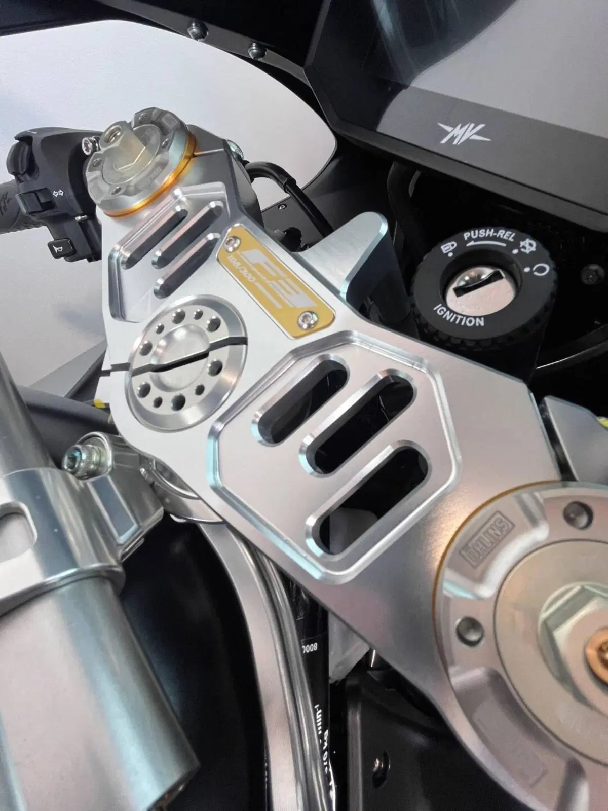 MV Agusta F3 800 Competizione (2025 - 26) (13)
