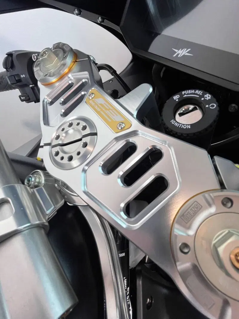 MV Agusta F3 800 Competizione (2025 - 26) (13)