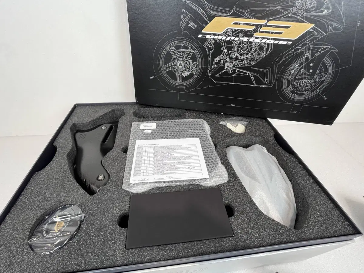 MV Agusta F3 800 Competizione (2025 - 26) (17)
