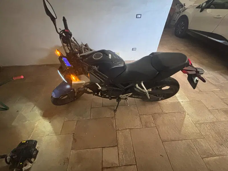 Honda CB 125 R (2021 - 23) (15)