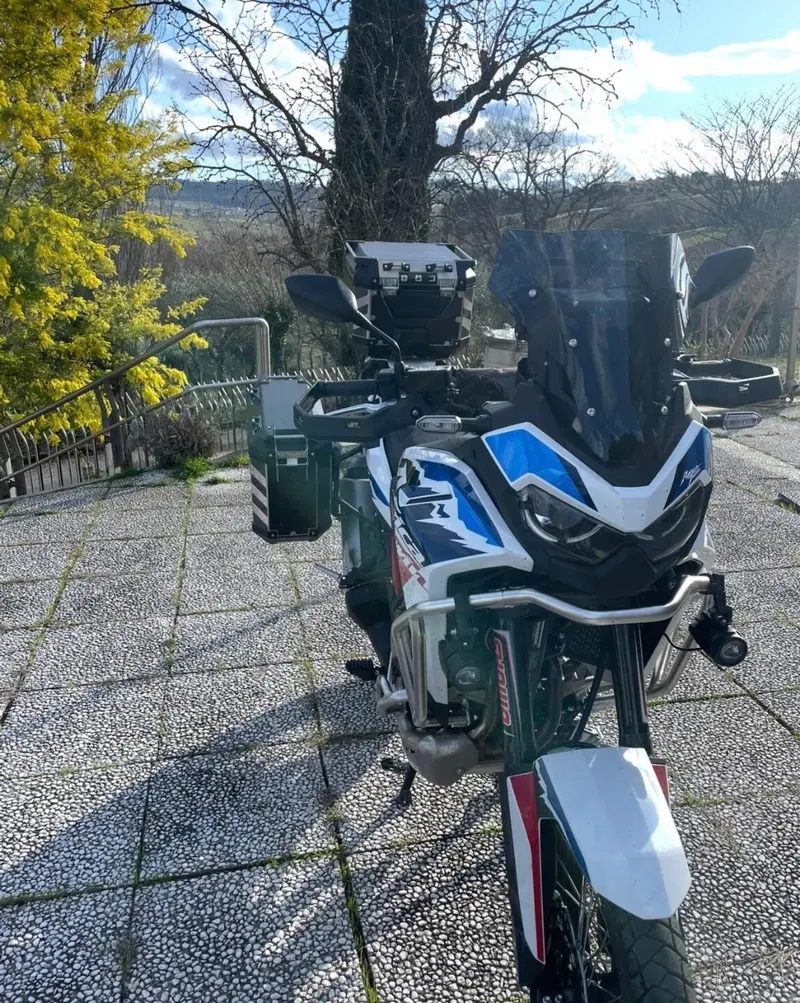 Honda Africa Twin CRF 1100L ES (2024 - 26) (4)