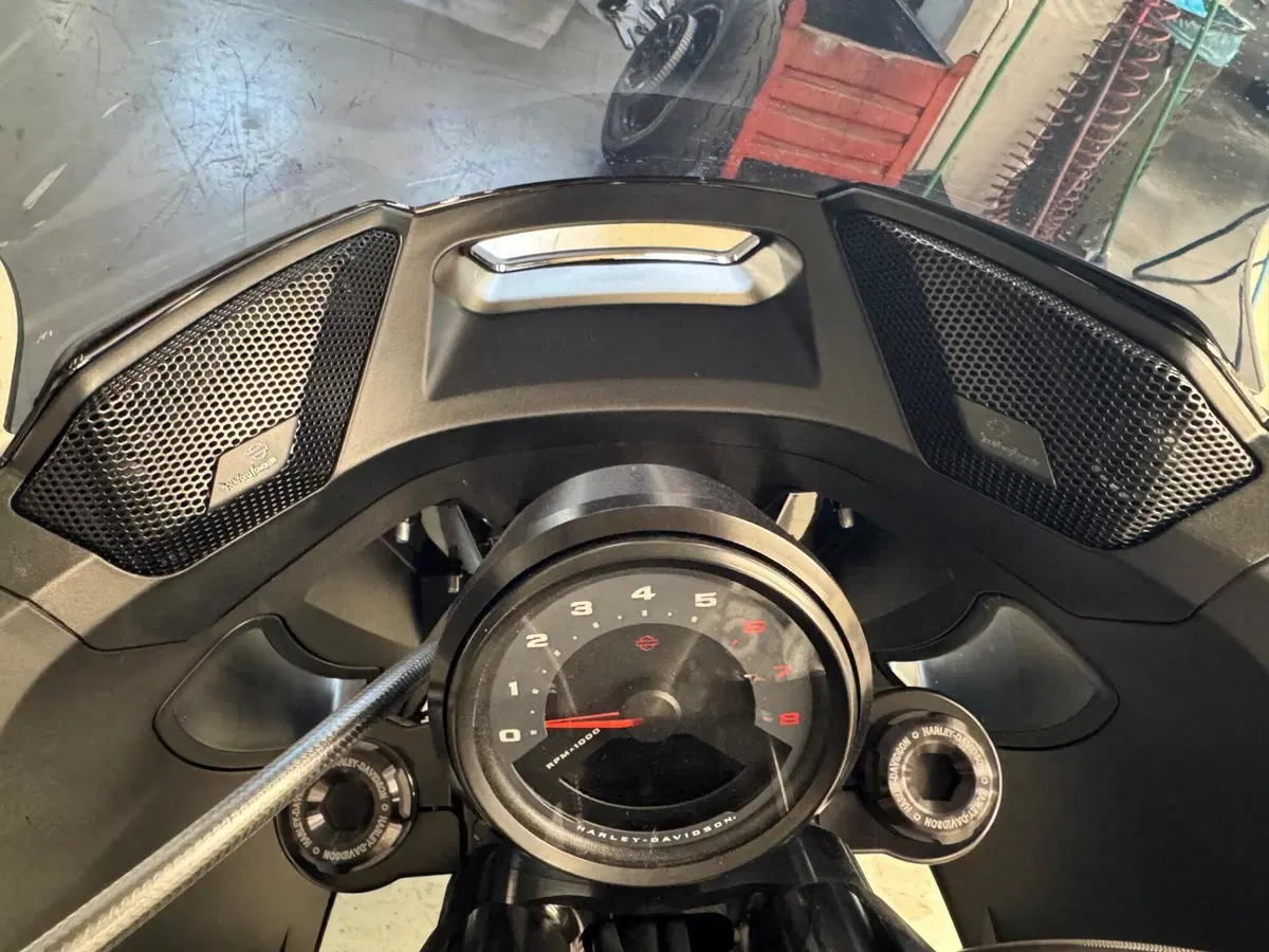 Harley-Davidson Low Rider ST (2022 - 24) (13)