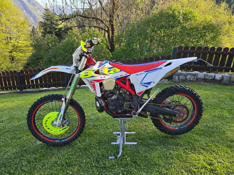 Betamotor RR 300 2T Enduro Racing (2019) (4)