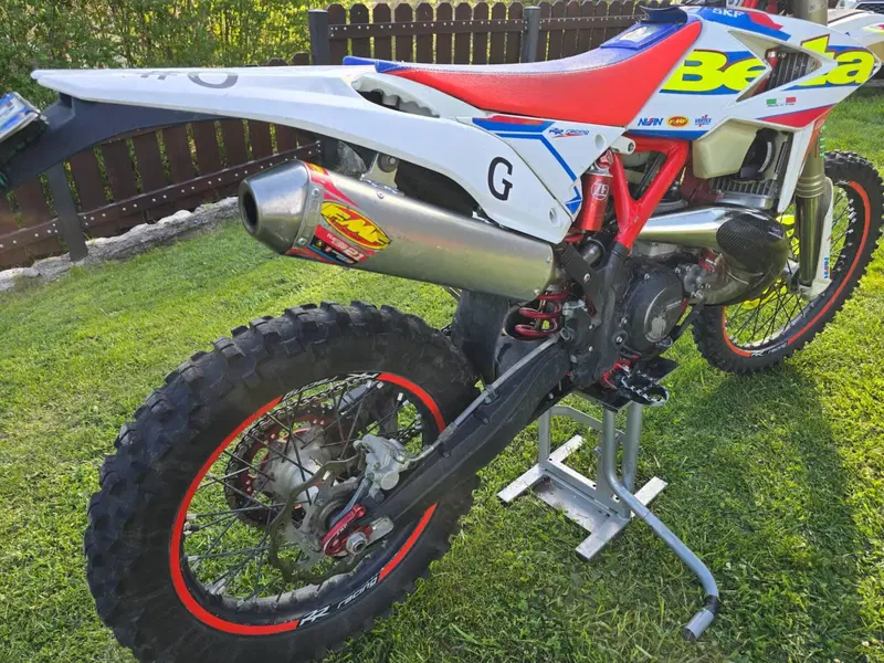 Betamotor RR 300 2T Enduro Racing (2019) (10)