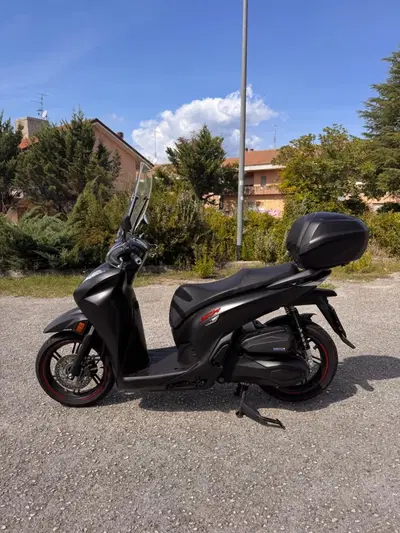 Honda SH 350 Sport (2021 - 24) usata