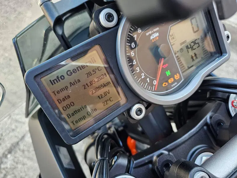 KTM 1290 Super Duke GT ABS (2016 - 18) (4)
