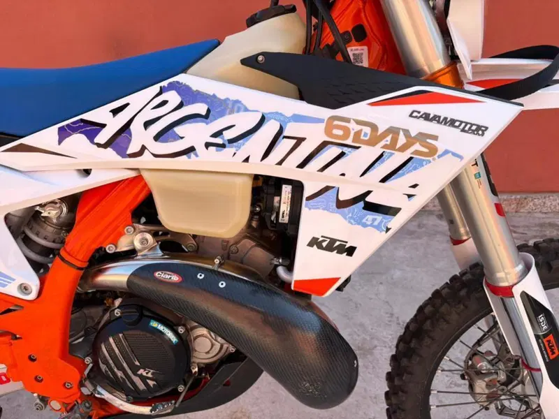 KTM 250 EXC TBI Six Days (2024) (4)