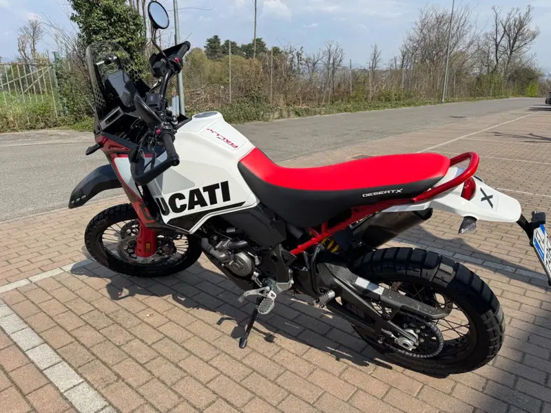 Ducati DesertX Rally (2024 - 25) (10)