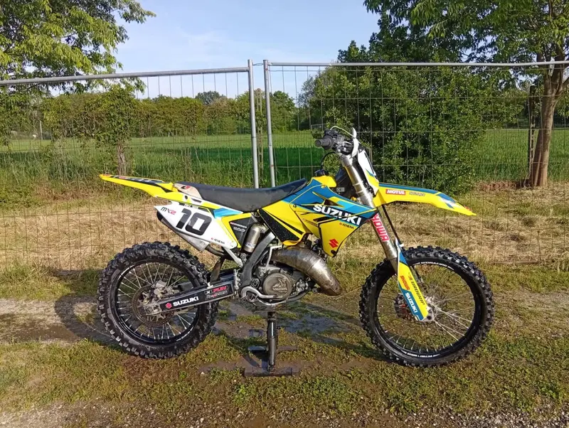 Suzuki RM 125 Valenti Racing (2006 - 07)