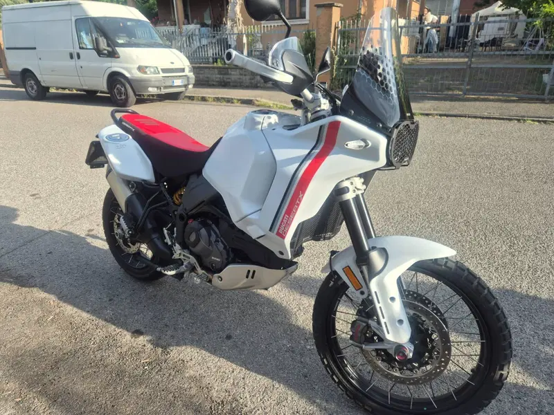 Ducati DesertX (2022 - 25) (2)