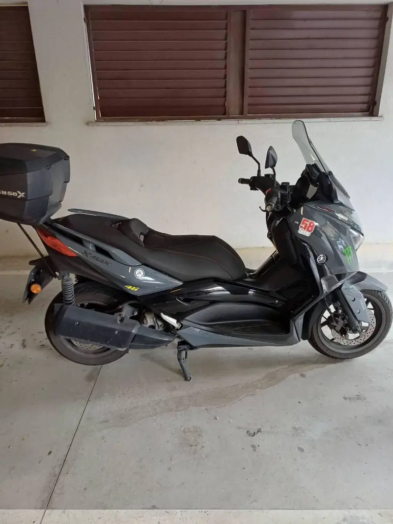 Yamaha X-Max 300 Tech Max (2021 - 24)