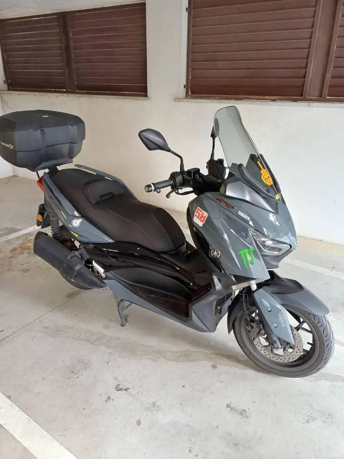 Yamaha X-Max 300 Tech Max (2021 - 24) (3)