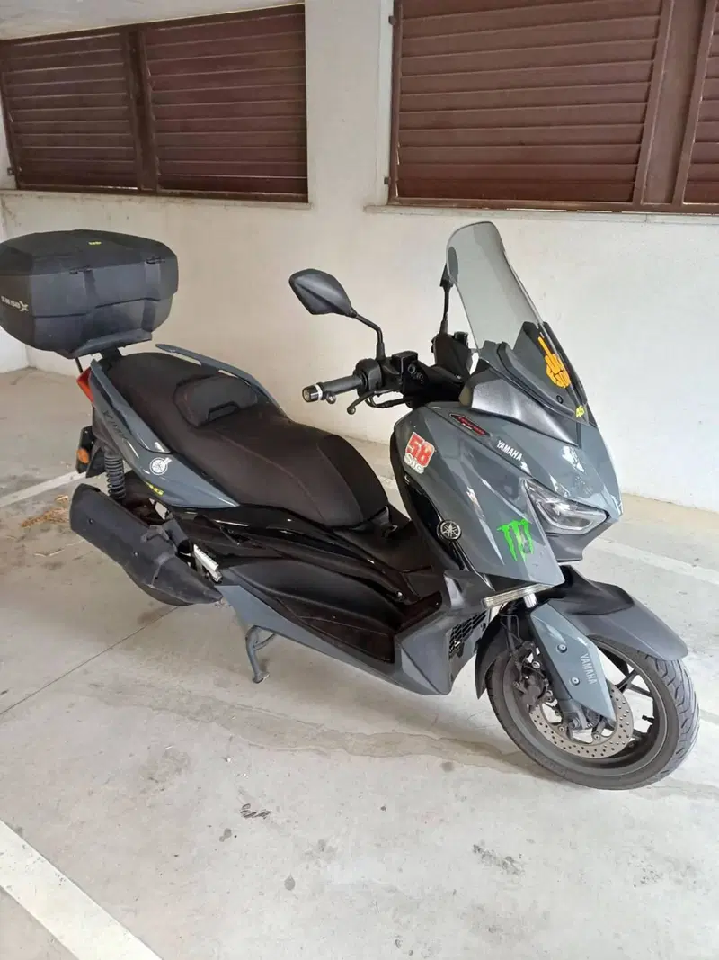 Yamaha X-Max 300 Tech Max (2021 - 24) (3)