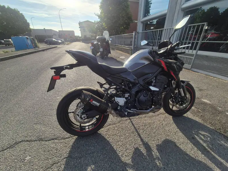 Kawasaki Z 900 Performance (2021 - 24) (3)
