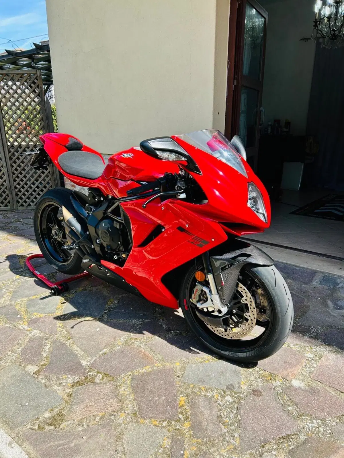 MV Agusta F3 800 Rosso (2021 - 23)
