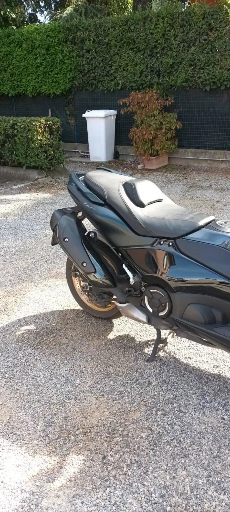Yamaha T-Max 560 (2022 - 24) (3)
