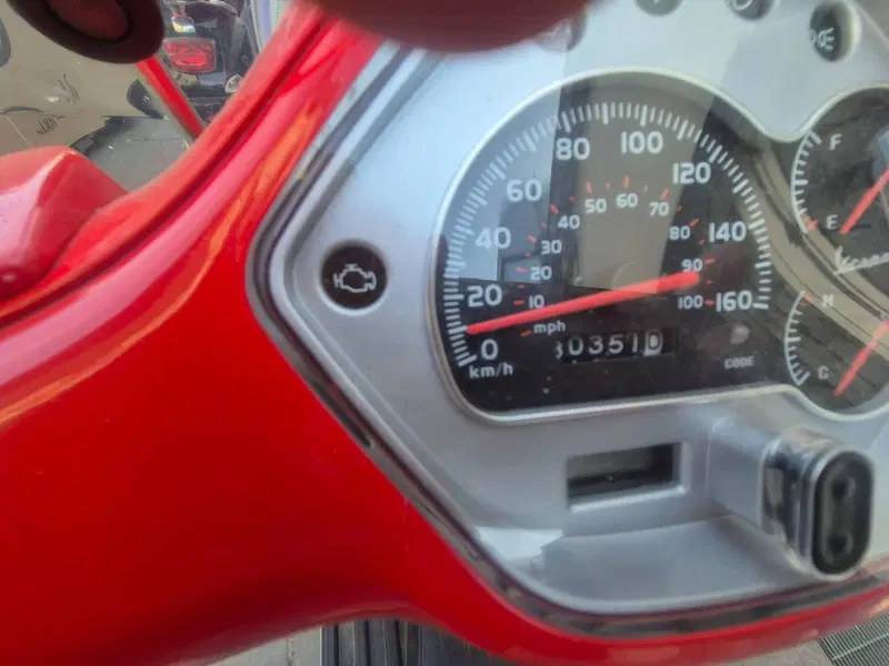 Vespa GTS 300 Super (2008 - 16) (5)