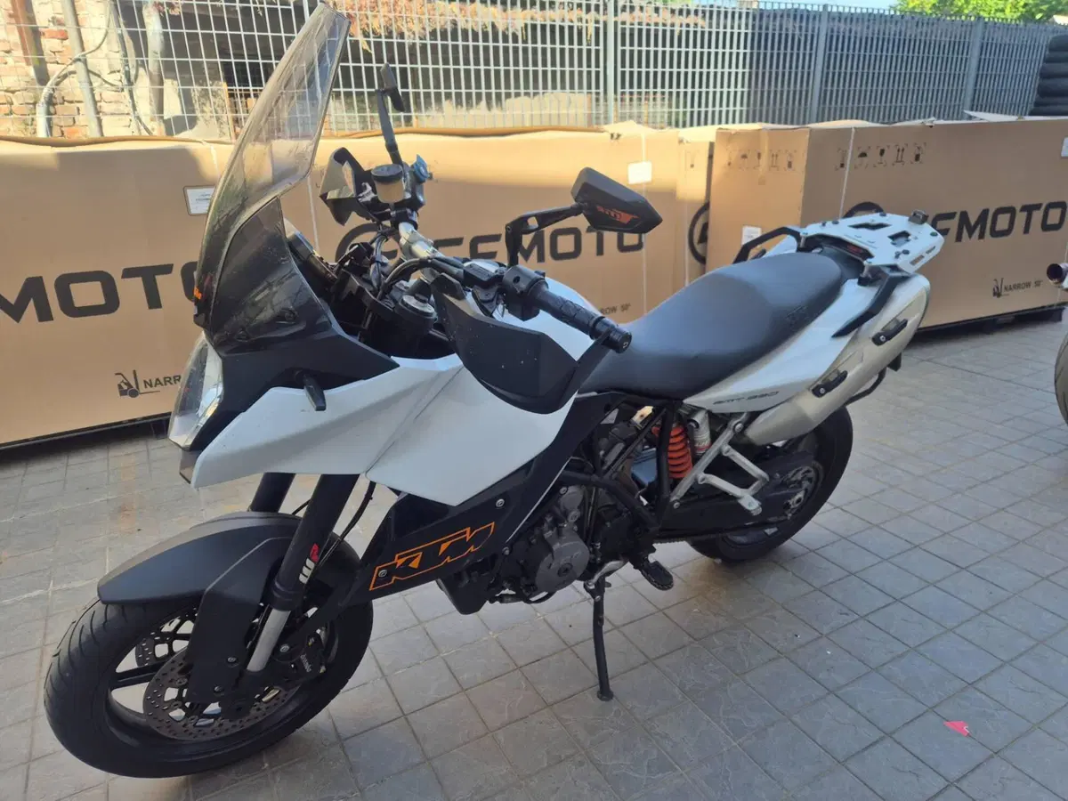KTM 990 Supermoto R (2009 - 11)