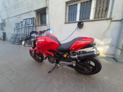 Ducati Monster 696 (2008 - 13) usata
