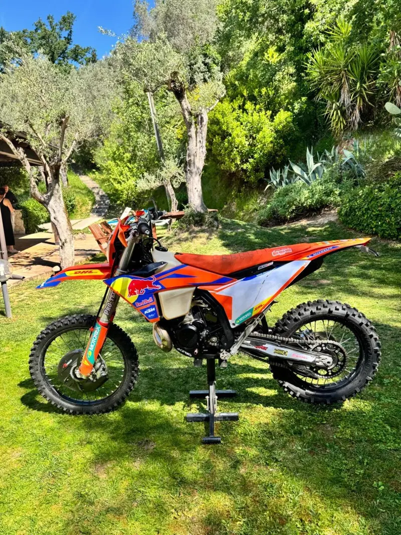 KTM 300 EXC TBI (2024) (3)